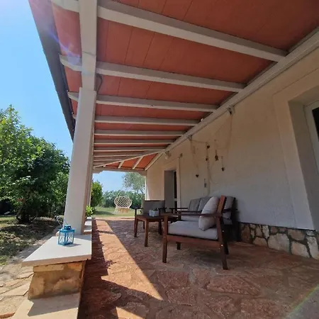 House Nono Bepo In Small Istrian Village Casa de Férias *