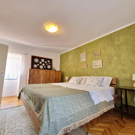 House Nono Bepo In Small Istrian Village Brtonigla